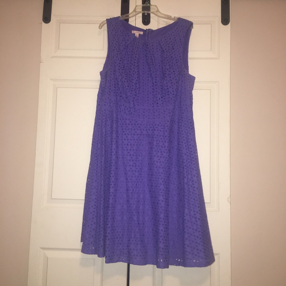 Dress Barn lavender sleeveless tea length dress